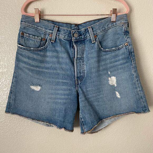 Levis Shorts Womens Size 30 Blue 501 Denim Cotton Cut Off‎ Distressed Grunge - Picture 3 of 11